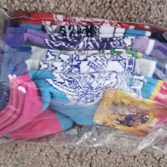 Yu-Gi-Oh! Character Card Duel 6 Pack Kids Ankle Socks (Youth size 4-10) - Picture 5 of 8